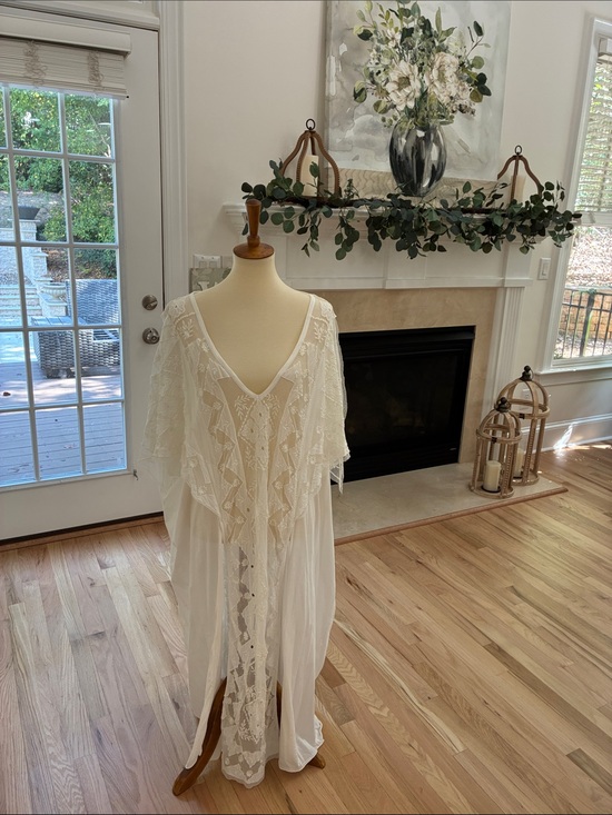Free People Dresses & Skirts - Free People White Boho Lace Maxi Dress